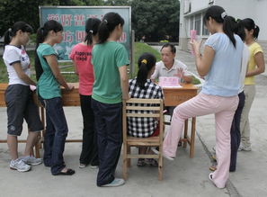 我院開展心理健康現(xiàn)場咨詢服務(wù)活動，為師生健康護航